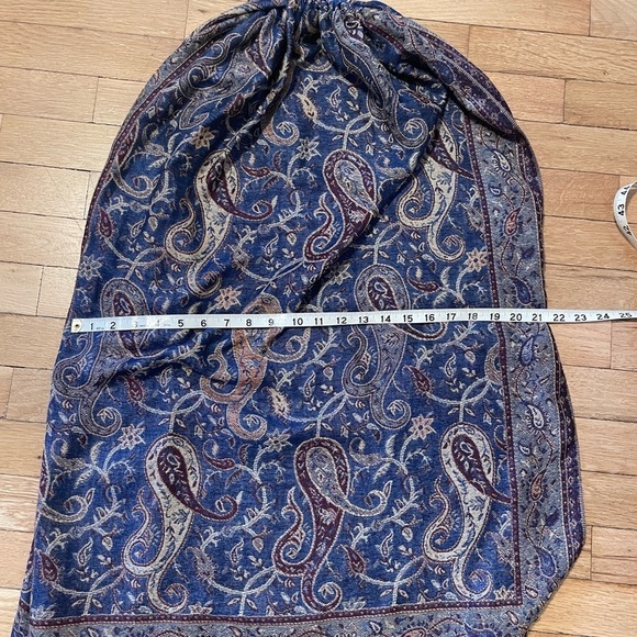 Tapestry Paisley Patterned Shawl/Poncho O/S - Picture 5 of 6